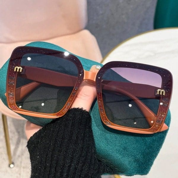 Sd6474e6a417f443eba2b9e23dd5c26feQFashion Luxury Brand Rimless Women Sunglasses For Men Vintage Designer Sun Glasses Square Red Shades UV400